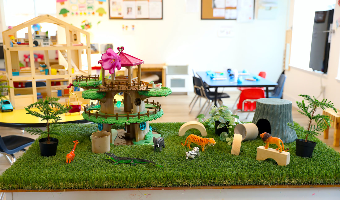 Small world nature table